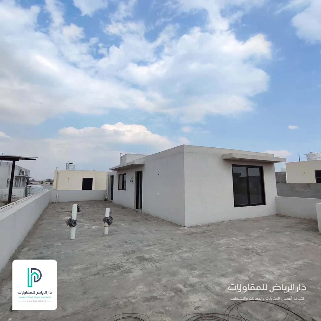 بناء ملحق في السطح في الواحة شمال الرياض